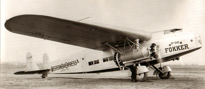 Fokker-f-32b_700